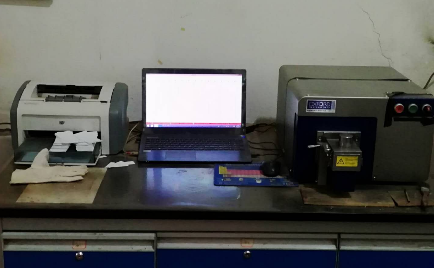 沖擊試驗機、沖擊樣缺口投影儀